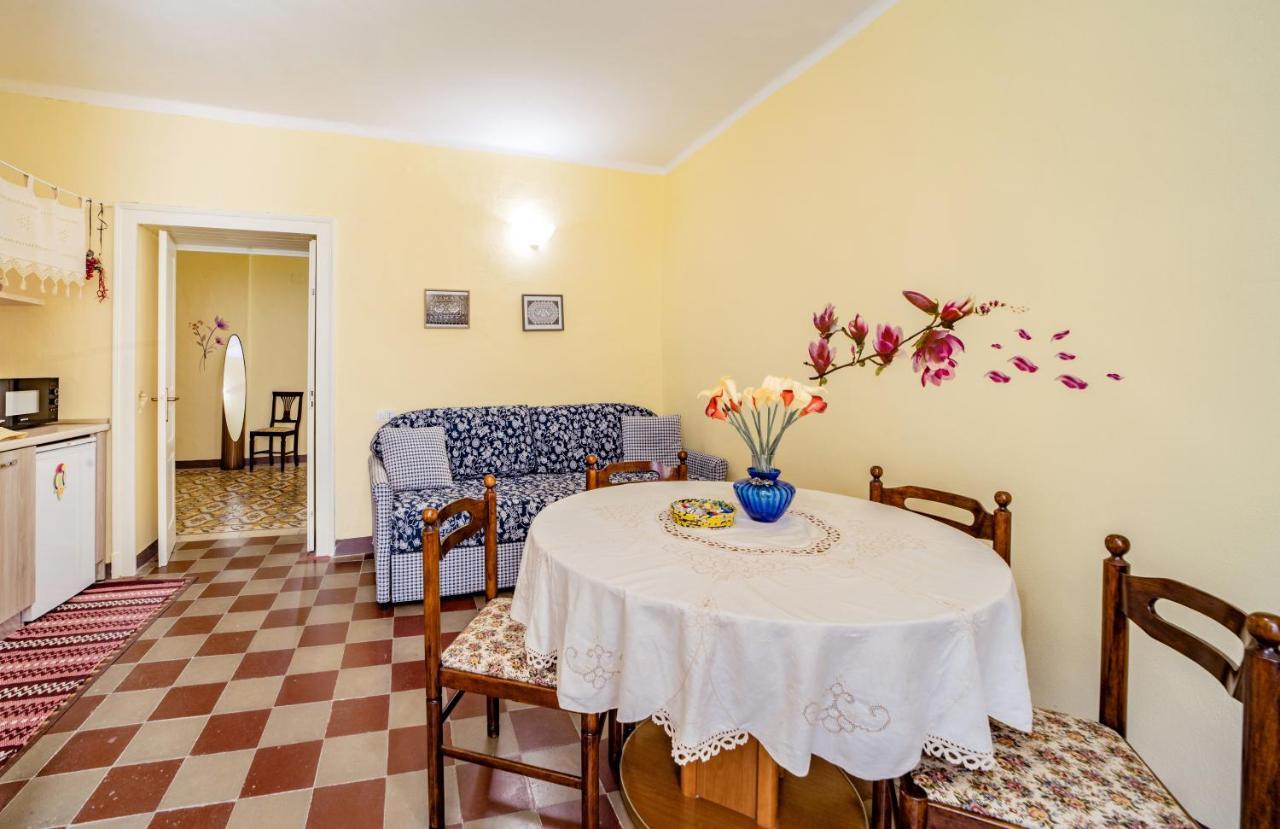 Rosa Lentorada Apartman Bosa Kültér fotó